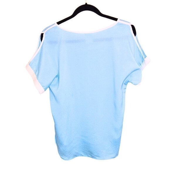 H.I.P. COLLECTIONS BLUE & WHITE HIGH LOW SHORT SLEEVE BLOUSE WITH COLD SHOULDER - Picture 2 of 5